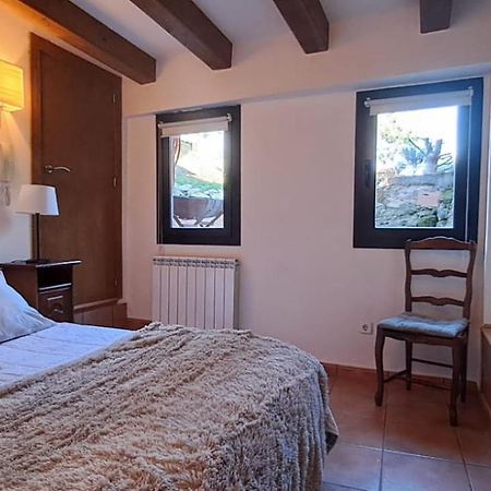 Alojamiento Compartido Cantroncxic San Pedro de Torelló Exteriér fotografie